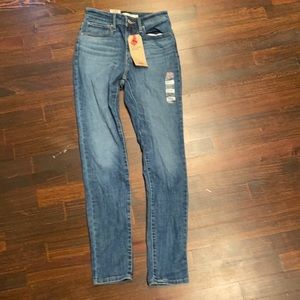 New 721 High Rise Skinny Levi jeans